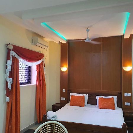 Regency Park Hotel Mombasa Eksteriør bilde