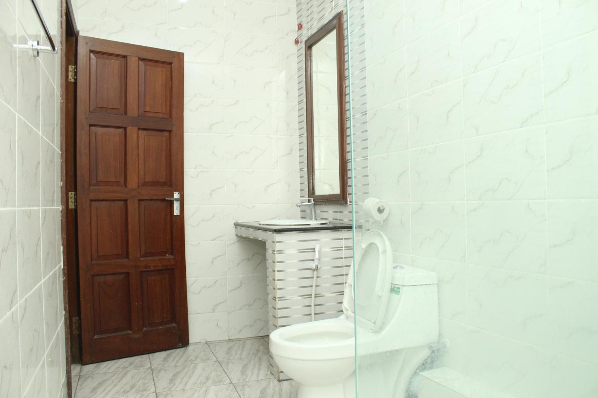 Regency Park Hotel Mombasa Eksteriør bilde