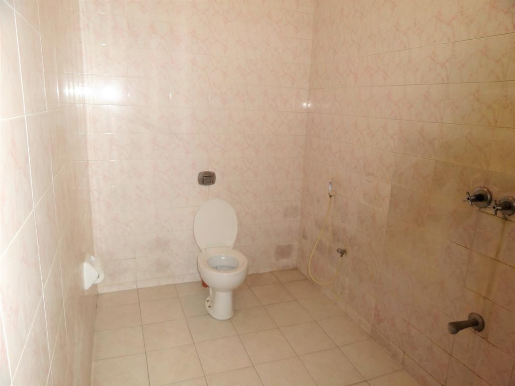 Regency Park Hotel Mombasa Eksteriør bilde