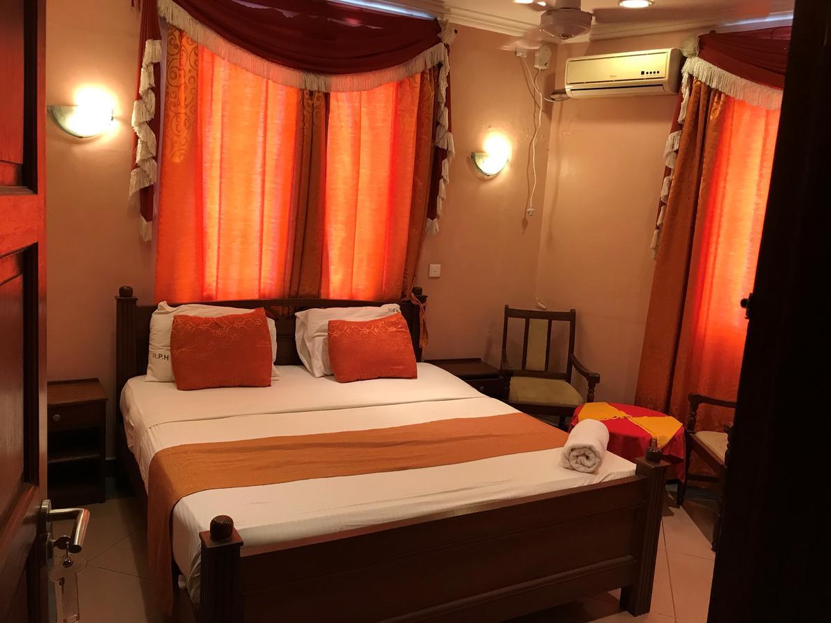 Regency Park Hotel Mombasa Eksteriør bilde