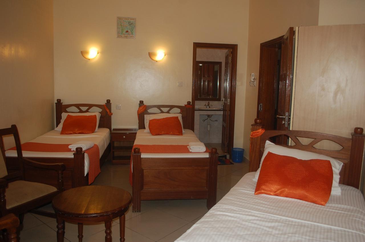 Regency Park Hotel Mombasa Eksteriør bilde