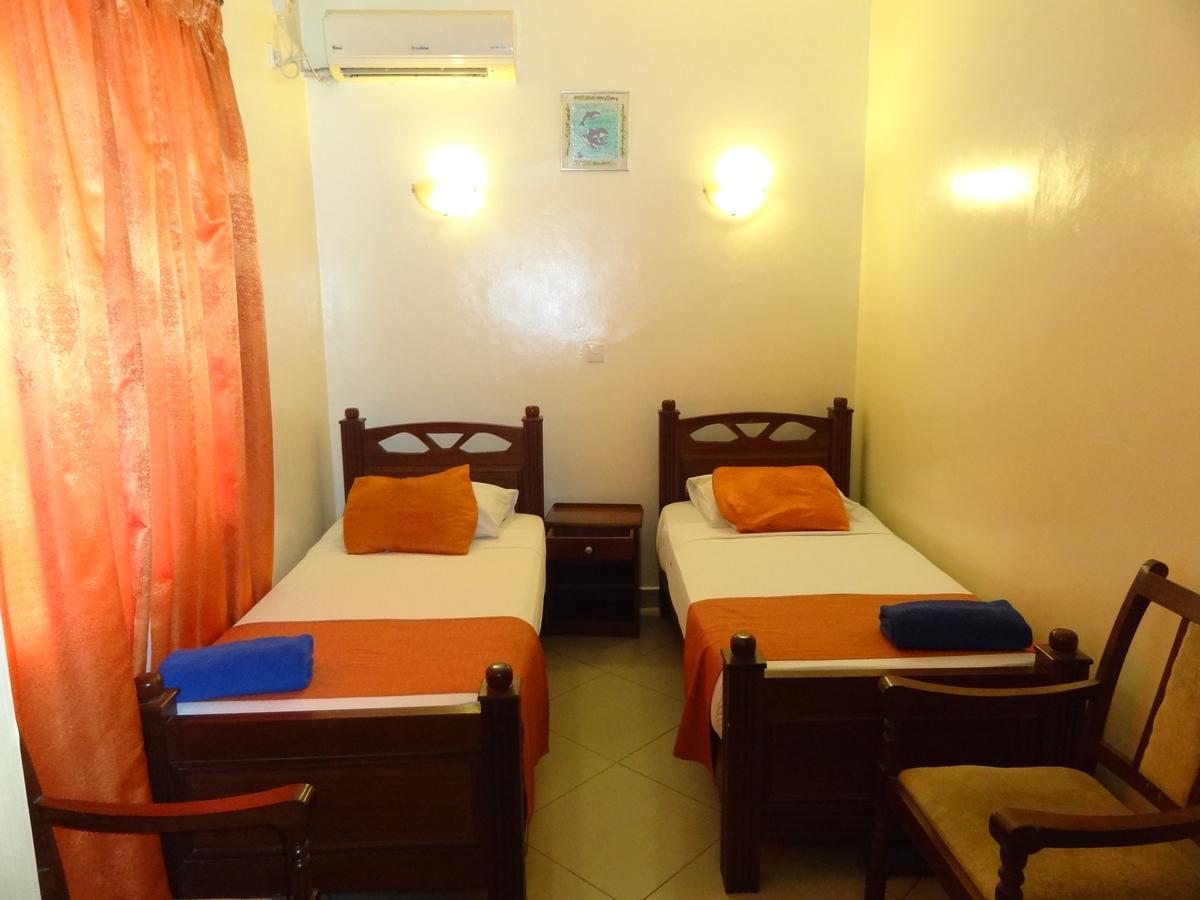 Regency Park Hotel Mombasa Eksteriør bilde