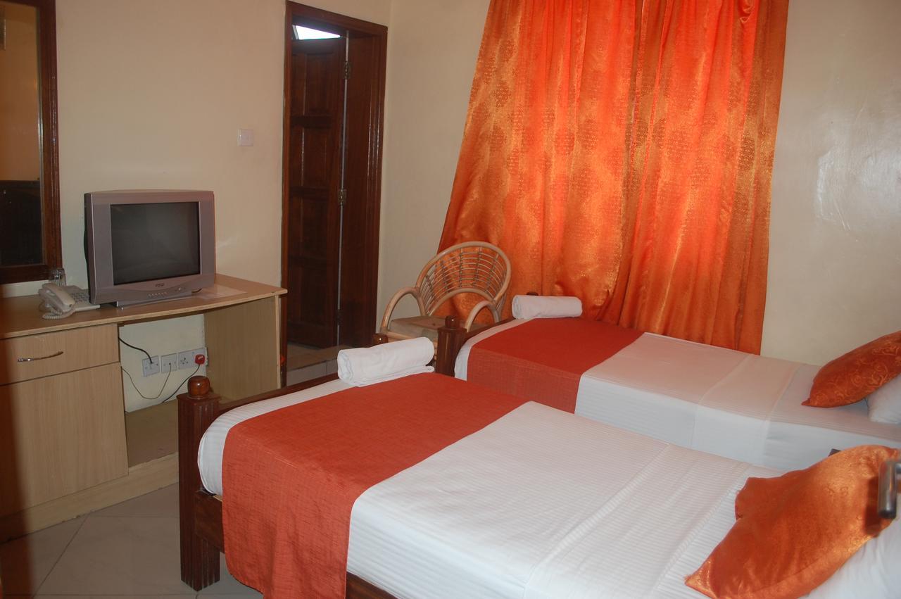 Regency Park Hotel Mombasa Eksteriør bilde